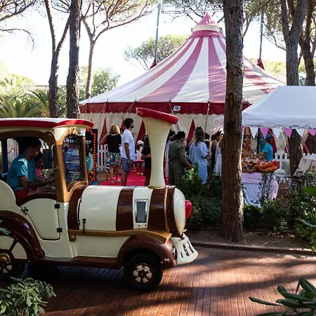 Village - Del Parco & 5* Санта-Маргерита-ди-Пула