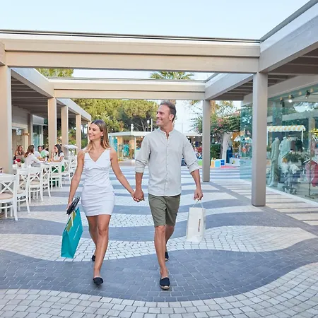 Village - Del Parco & Отель 5*