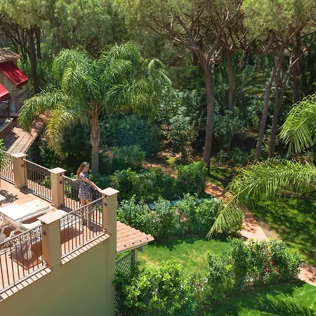 Village - Del Parco & 5*