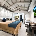 Village - Del Parco &