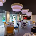 Village - Del Parco &