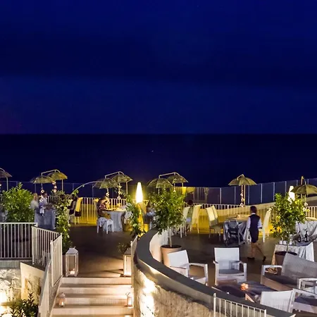 Village - Del Parco & 5* Santa Margherita di Pula