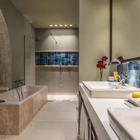 Village - Del Parco & Hotel 5*