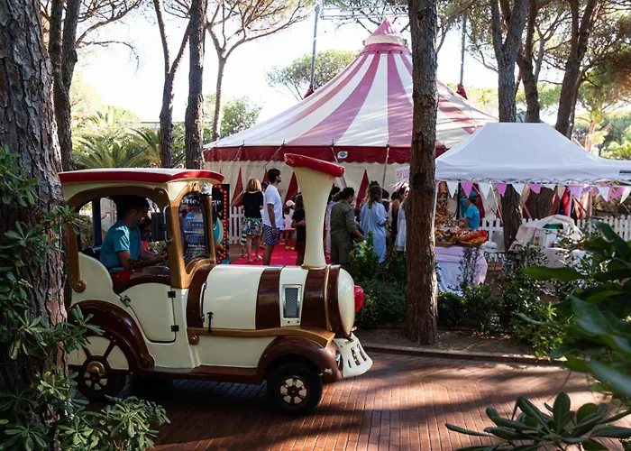 Village - Del Parco & 5* Santa Margherita di Pula